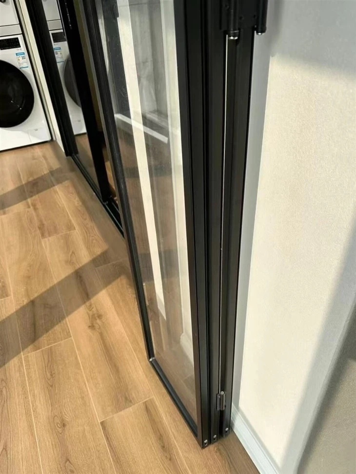 Black Slimline Aluminium Exterior Bifold Doors high quality